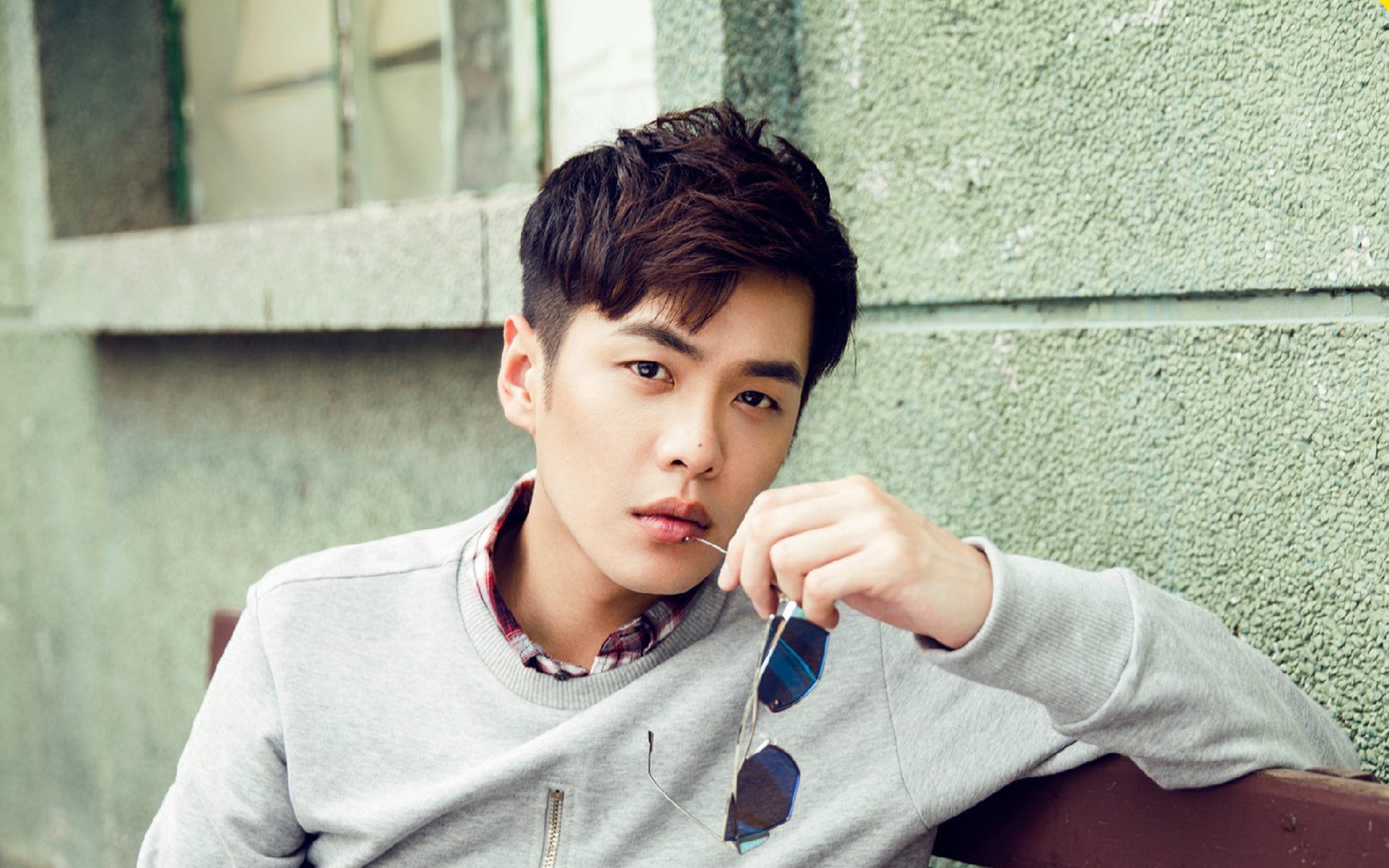 中小学体育课新增轮滑与攀爬内容试点，轮滑列为小学体育课程