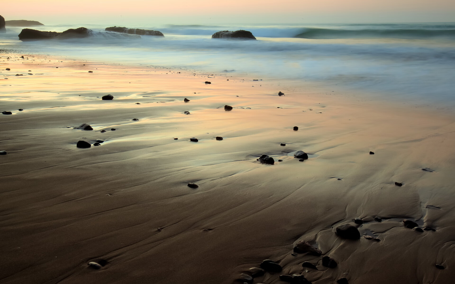 格列兹曼在国家队比赛中振奋表现