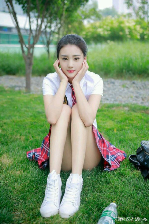 AYX官网-绿色足球运动场逐步普及，推动行业绿色低碳生态建设，绿色足球场怎么形容