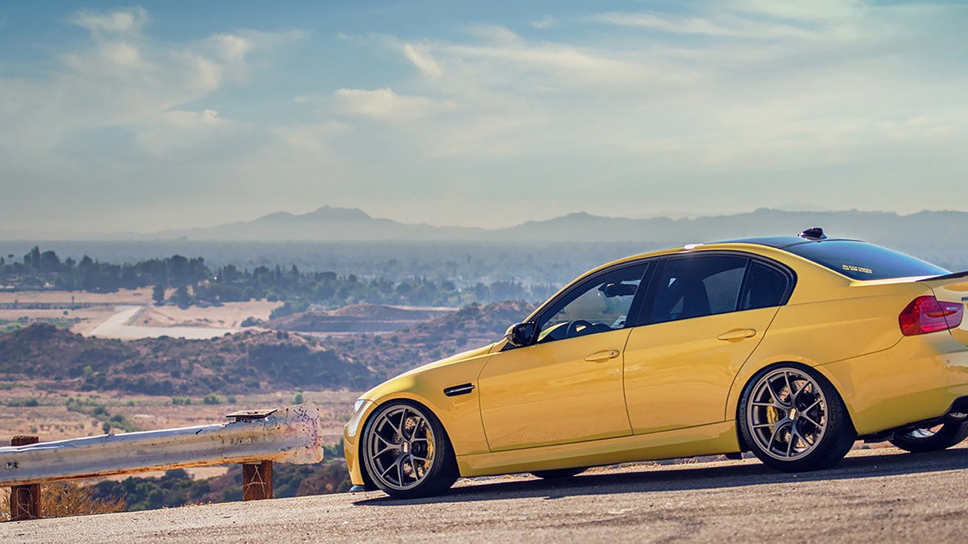 艾比·德尔福：凭借精准的解围，南非队将每次威胁化解于无形，艾比利德尔